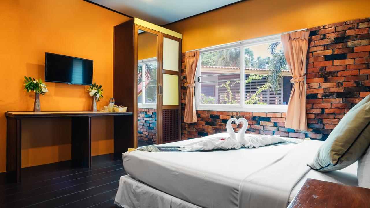 Adang Island Resort Koh Lipe Exterior photo
